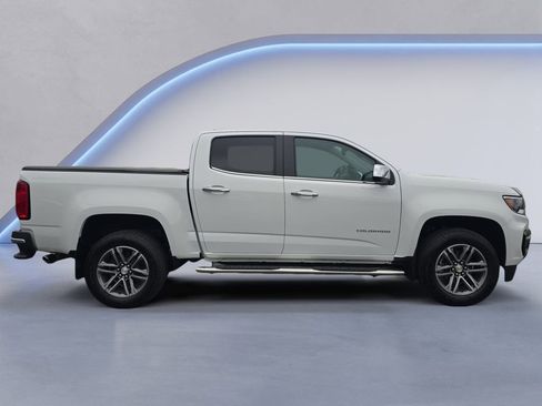 Used 2022 Chevrolet Colorado LT w/ LT Convenience Package image 6