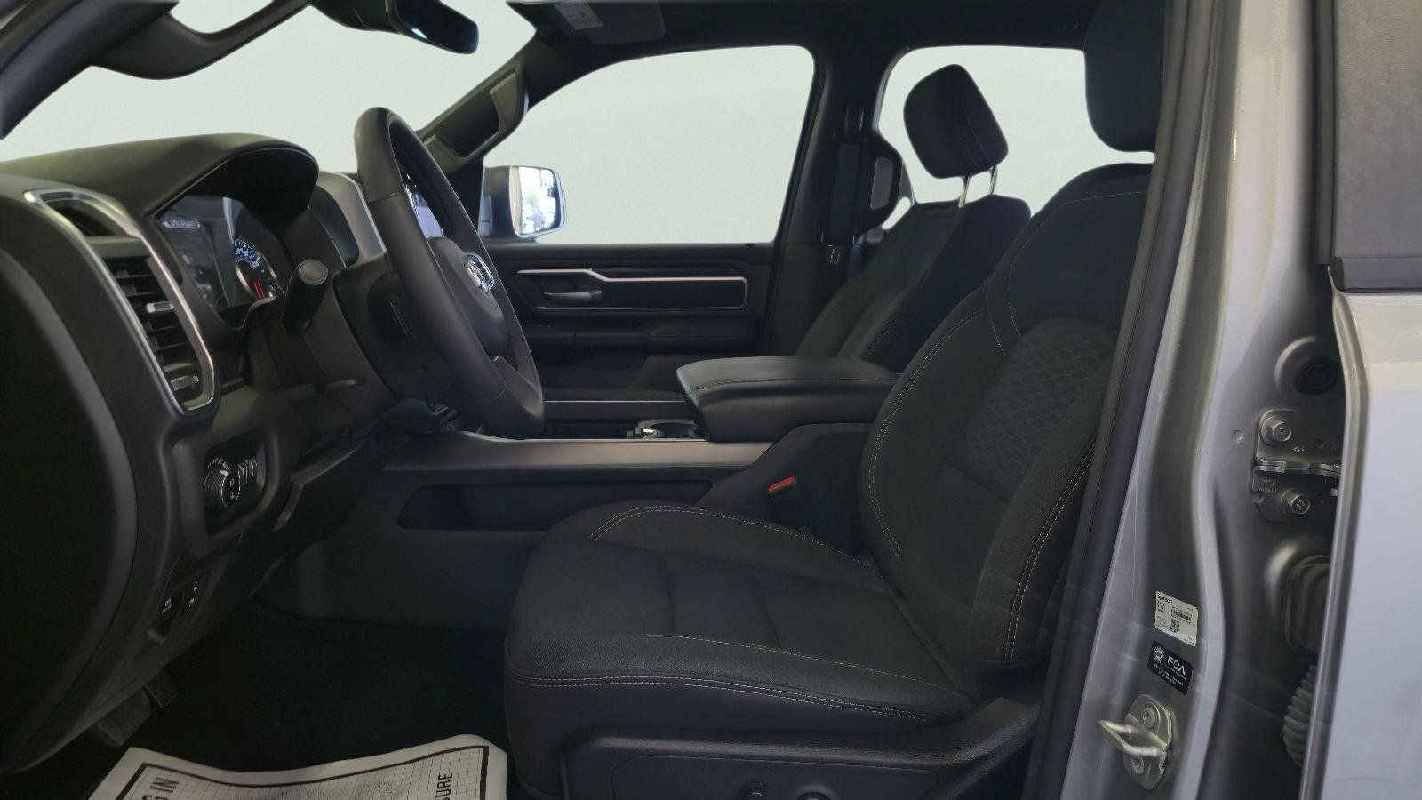 Used 2025 RAM 1500 Lone Star AWD/4WD image 13