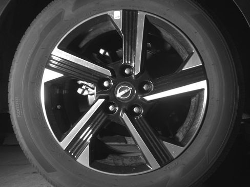 Used 2025 Nissan Sentra SV image 14