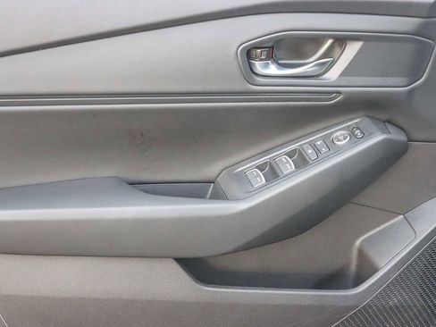 Used 2023 Honda Accord EX image 20