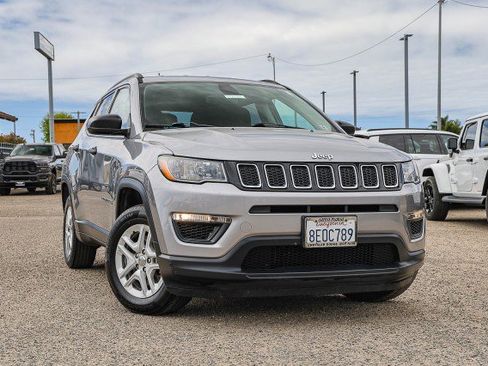 Used 2017 Jeep Compass Sport w/ Tech Group FWD image 1