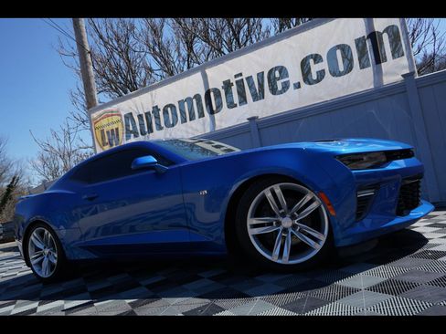 Used 2017 Chevrolet Camaro SS image 1