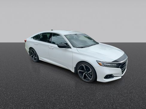 Used 2022 Honda Accord Sport image 3
