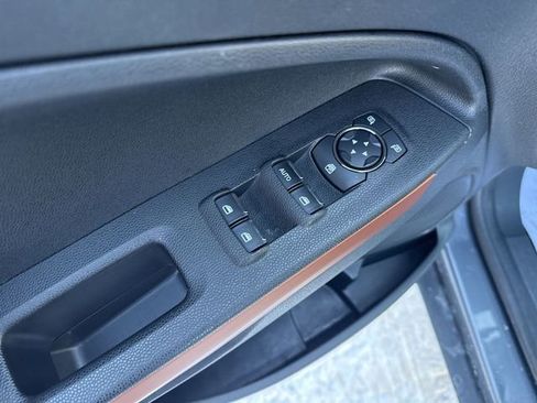 Used 2021 Ford EcoSport SE w/ SE Appearance Package image 17
