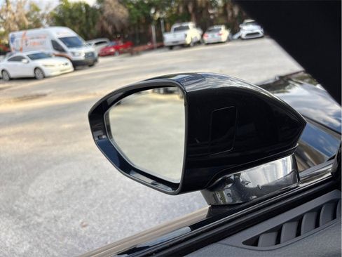 Used 2020 Audi A8 L 4.0T w/ Executive Package image 21