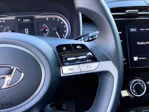 Certified 2023 Hyundai Santa Cruz SEL image 25