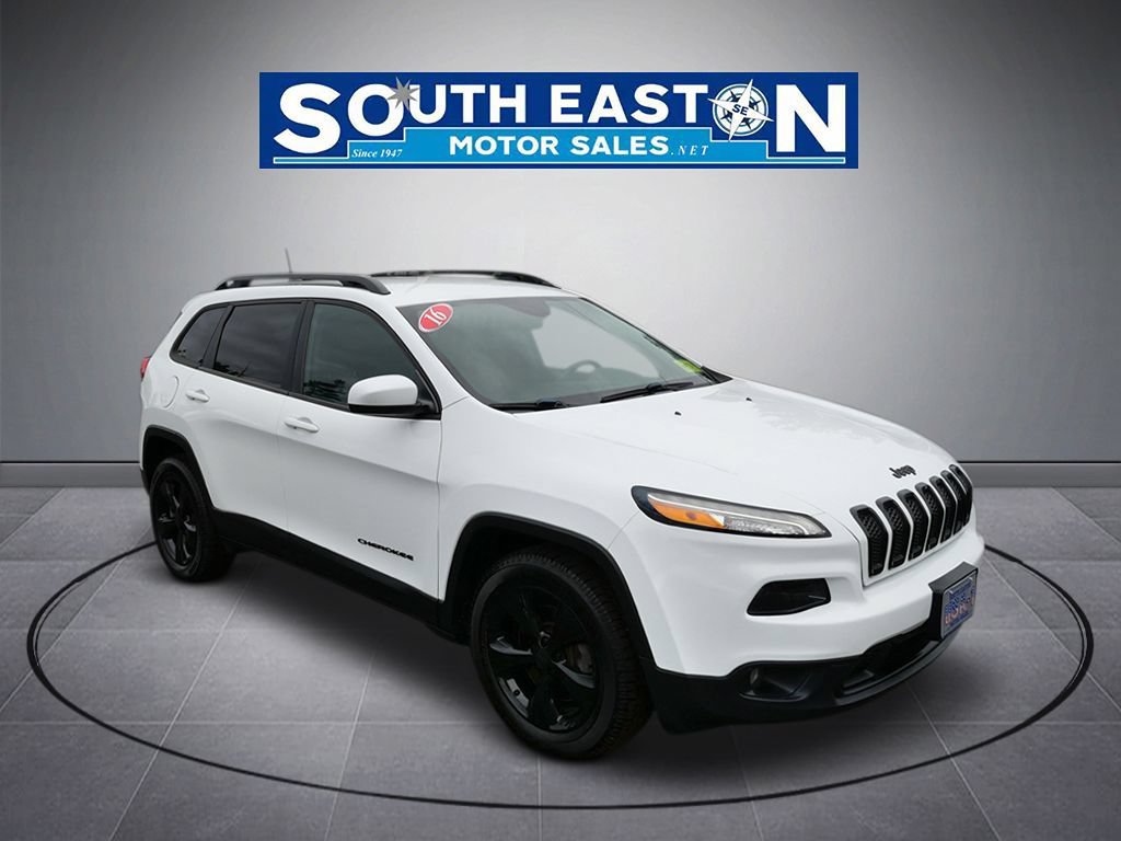 Used 2016 Jeep Cherokee Latitude AWD/4WD image 2