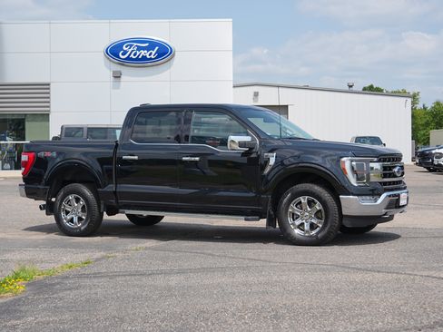Used 2021 Ford F150 Lariat w/ Equipment Group 502A High AWD/4WD image 2