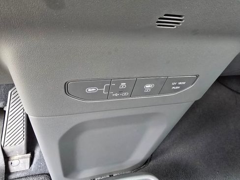 Used 2024 Kia EV9 Land AWD/4WD image 20