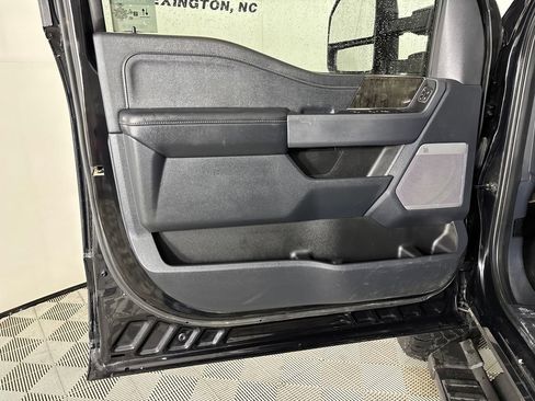 Used 2024 Ford F350 Lariat w/ Black Appearance Package AWD/4WD image 7