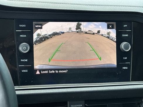 Used 2019 Volkswagen Jetta SEL FWD image 18