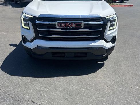 Used 2025 GMC Terrain Elevation AWD/4WD image 2