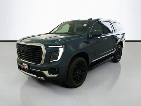New 2026 GMC Yukon Elevation w/ Elevation Premium Package RWD image 3