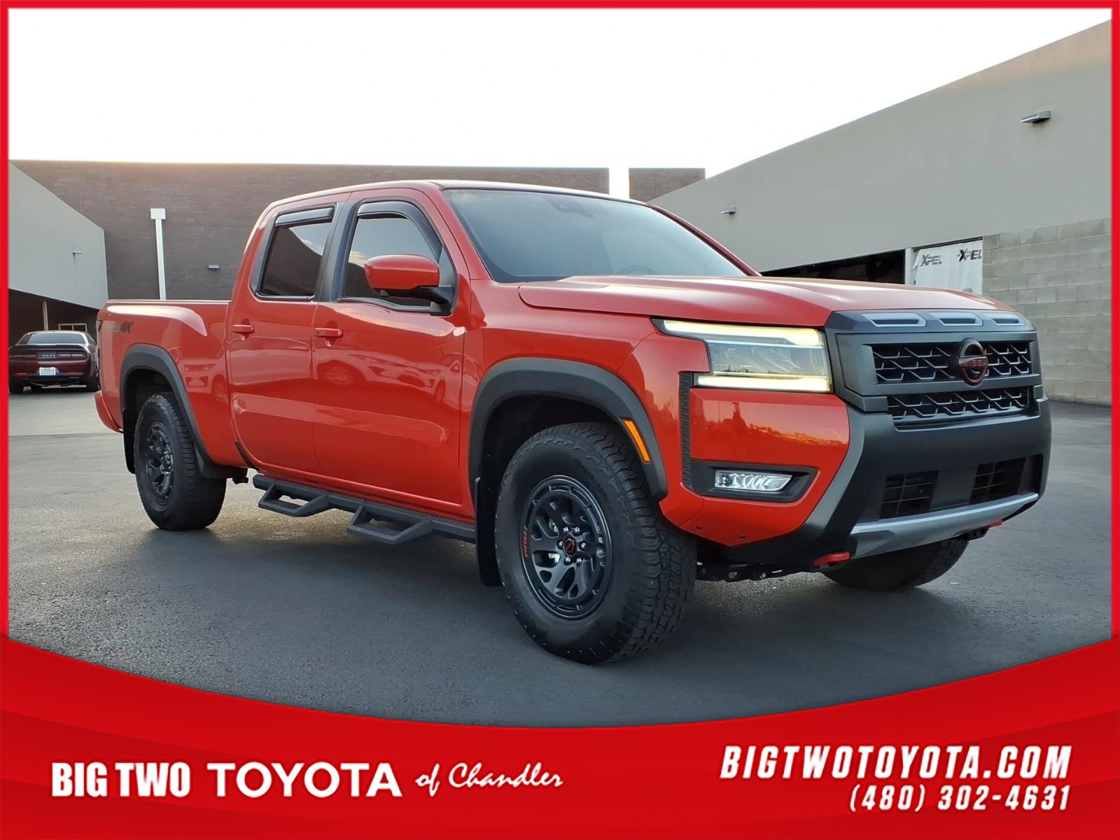 Used 2025 Nissan Frontier PRO-4X w/ Pro Convenience Package AWD/4WD image 1