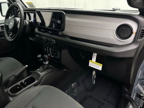 New 2026 Jeep Wrangler Unlimited Sport AWD/4WD image 18