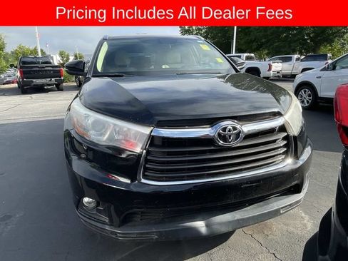 Used 2016 Toyota Highlander XLE AWD/4WD image 13
