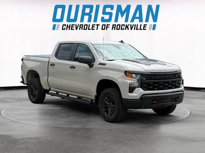 New 2026 Chevrolet Silverado 1500 Custom Trail Boss w/ LPO, Dark Essentials Package