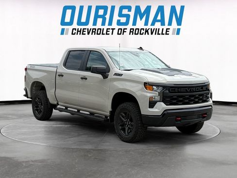 New 2026 Chevrolet Silverado 1500 Custom Trail Boss w/ LPO, Dark Essentials Package AWD/4WD image 1