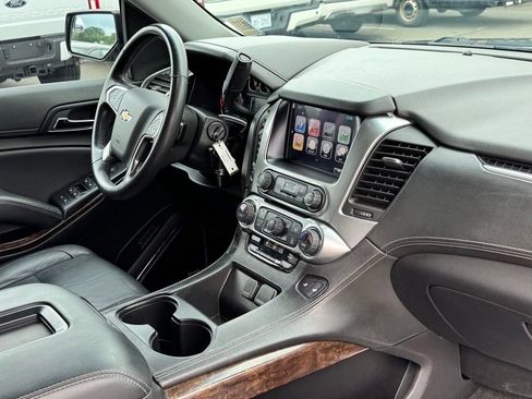 Used 2018 Chevrolet Tahoe LT RWD image 6