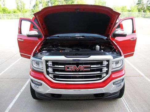 Used 2018 GMC Sierra 1500 SLT w/ SLT Premium Package image 33