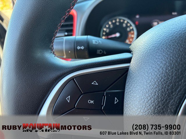 Used 2020 Jeep Renegade Trailhawk AWD/4WD image 15