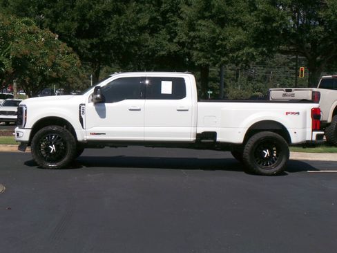 Used 2024 Ford F450 Limited w/ FX4 Off-Road Package AWD/4WD image 5