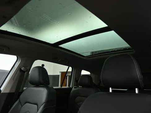 New 2026 Volkswagen Atlas SE FWD image 28