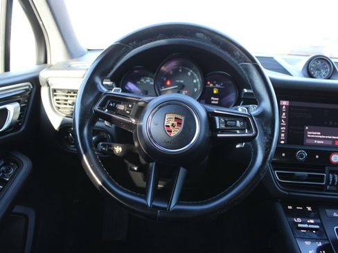 Used 2023 Porsche Macan Turbo image 22