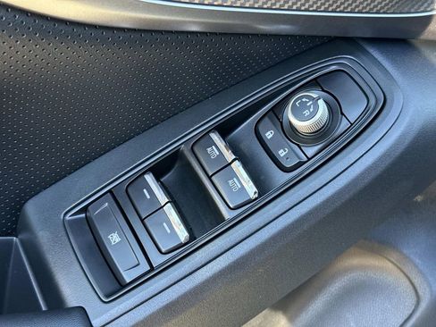 Used 2023 Subaru Crosstrek 2.5i Limited image 20