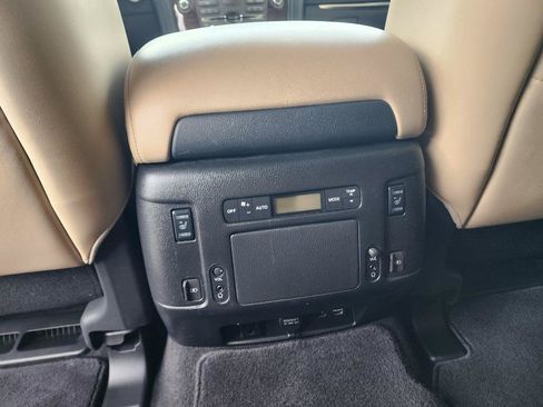 Used 2018 Nissan Armada Platinum w/ Captain Seat Package RWD image 11