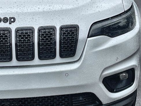 Used 2023 Jeep Cherokee Altitude Lux image 9