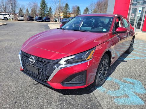 New 2025 Nissan Altima 2.5 SV w/ SV Special Edition Package image 10