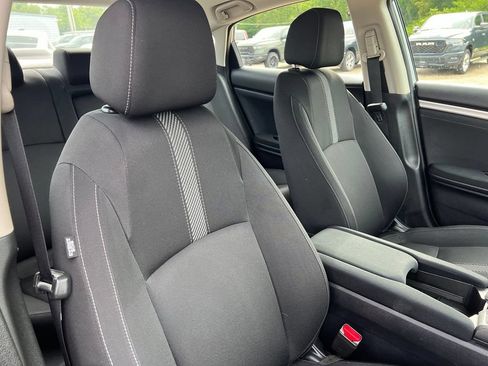 Used 2017 Honda Civic EX image 9