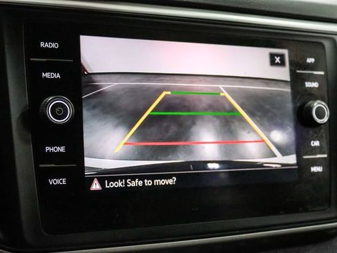Used 2021 Volkswagen Atlas SE w/ Panoramic Sunroof Package FWD image 23