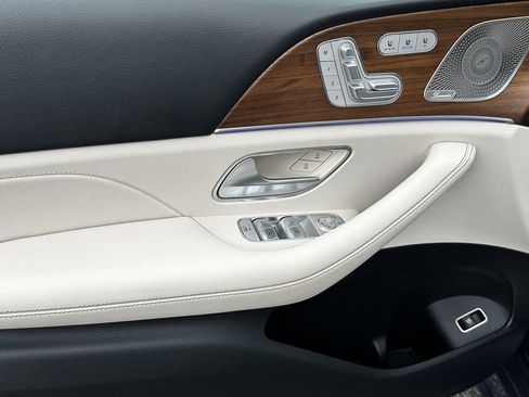 Certified 2024 Mercedes-Benz GLE 350 4MATIC image 11