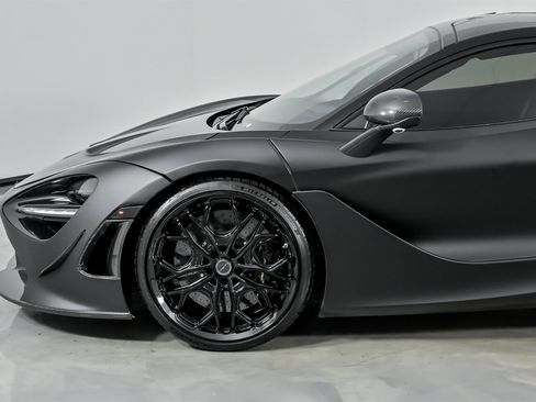 Used 2019 McLaren 720S image 10