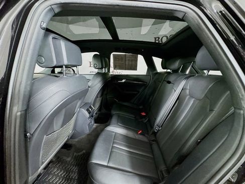 Used 2018 Audi SQ5 Premium Plus w/ S Sport Package image 28