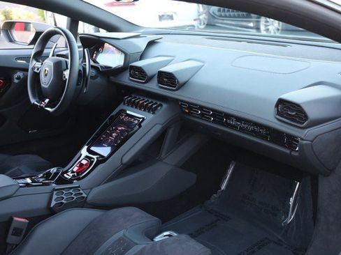 Used 2023 Lamborghini Huracan Tecnica RWD image 48