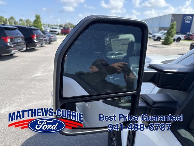 New 2026 Ford F250 Lariat w/ Black Appearance Package AWD/4WD image 8