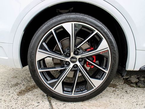 Used 2021 Audi SQ5 Premium Plus w/ Premium Plus Package image 45