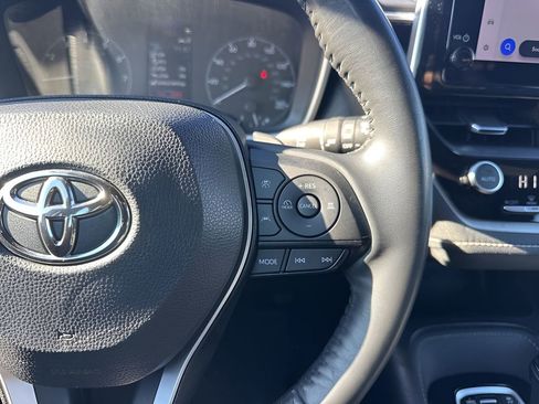 Used 2025 Toyota Corolla SE image 14
