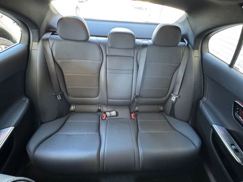 Used 2024 Mercedes-Benz C 300 Sedan image 40