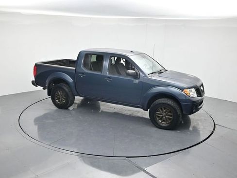 Used 2018 Nissan Frontier SV image 39