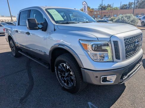 Used 2018 Nissan Titan PRO-4X w/ Pro-4x Convenience Package image 7