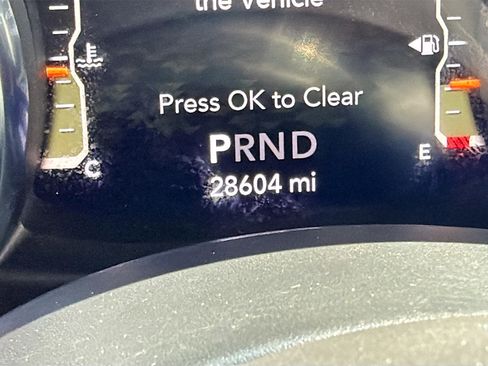 Used 2022 Jeep Wrangler Unlimited Sahara image 37