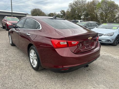 Used 2016 Chevrolet Malibu LT image 4