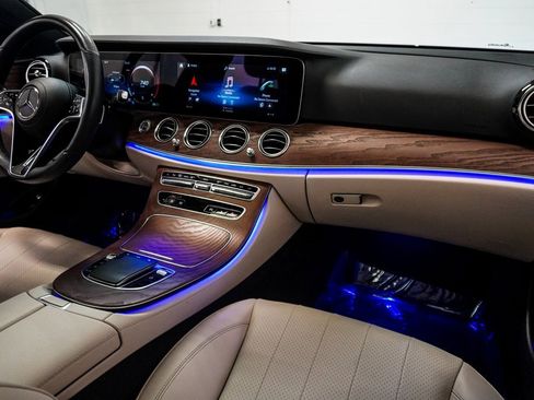 Used 2023 Mercedes-Benz E 350 4MATIC Sedan w/ Premium Package image 13