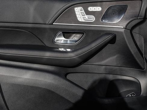 New 2026 Mercedes-Benz GLE 53 AMG 4MATIC image 21
