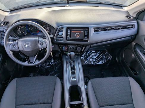 Used 2022 Honda HR-V LX image 14