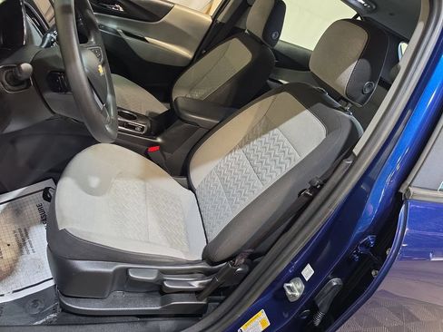 Used 2023 Chevrolet Equinox LS FWD image 13